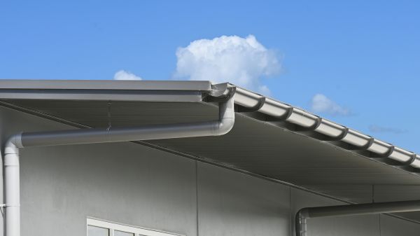 Eavestrough Service in Monument